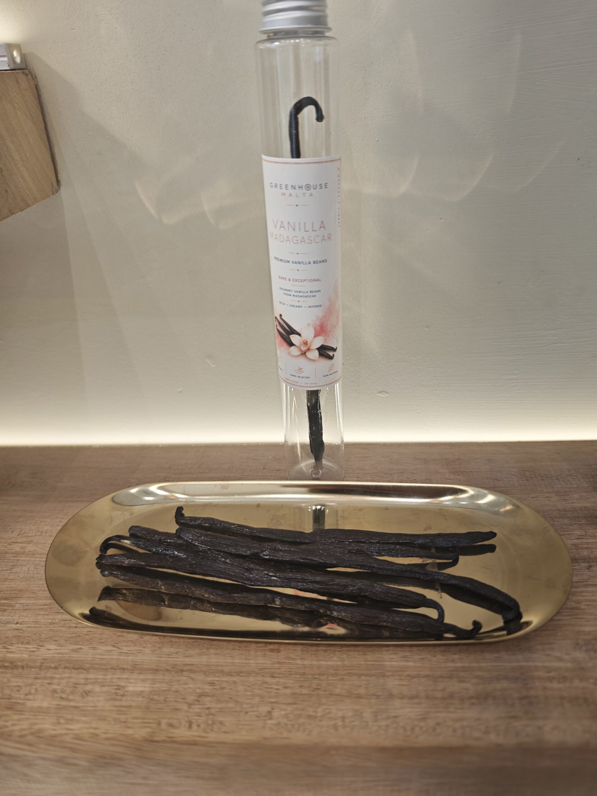 Madagascar Bourbon Vanilla Pods - Image 2